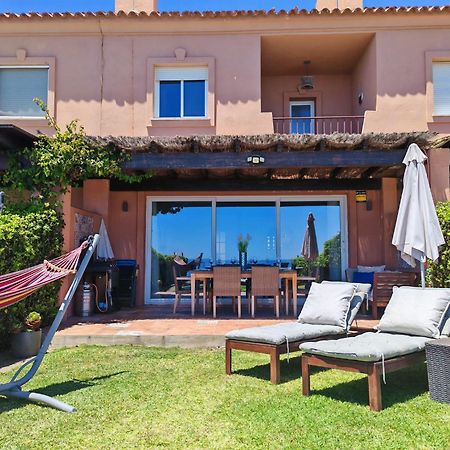 Beachfront Townhouse Estepona Eksteriør bilde