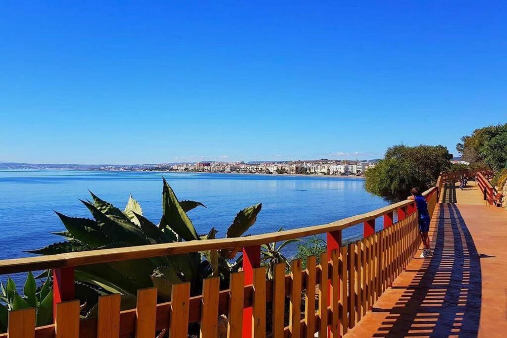 Beachfront Townhouse Estepona Eksteriør bilde