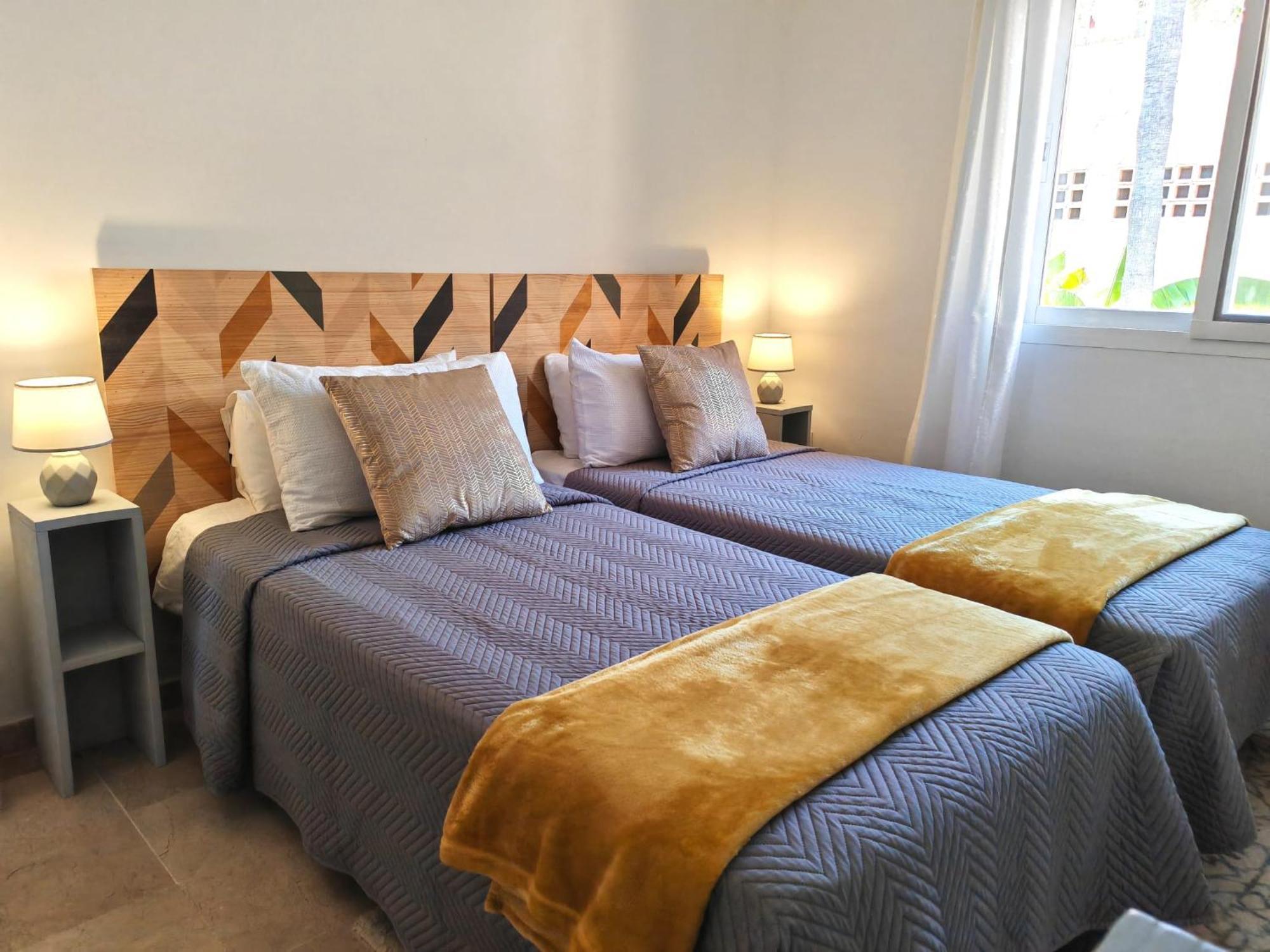 Beachfront Townhouse Estepona Eksteriør bilde